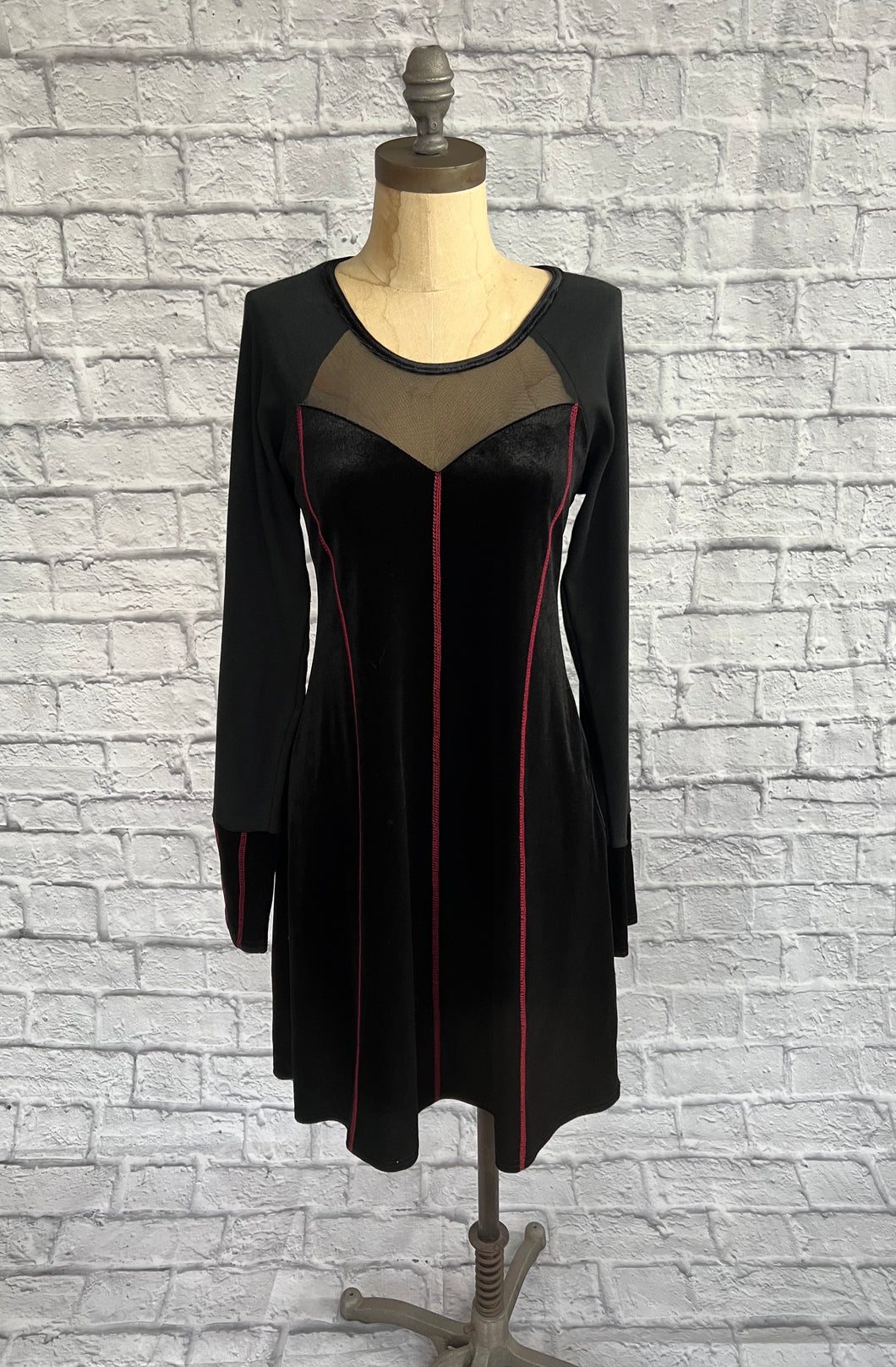 Very velvet dress discount