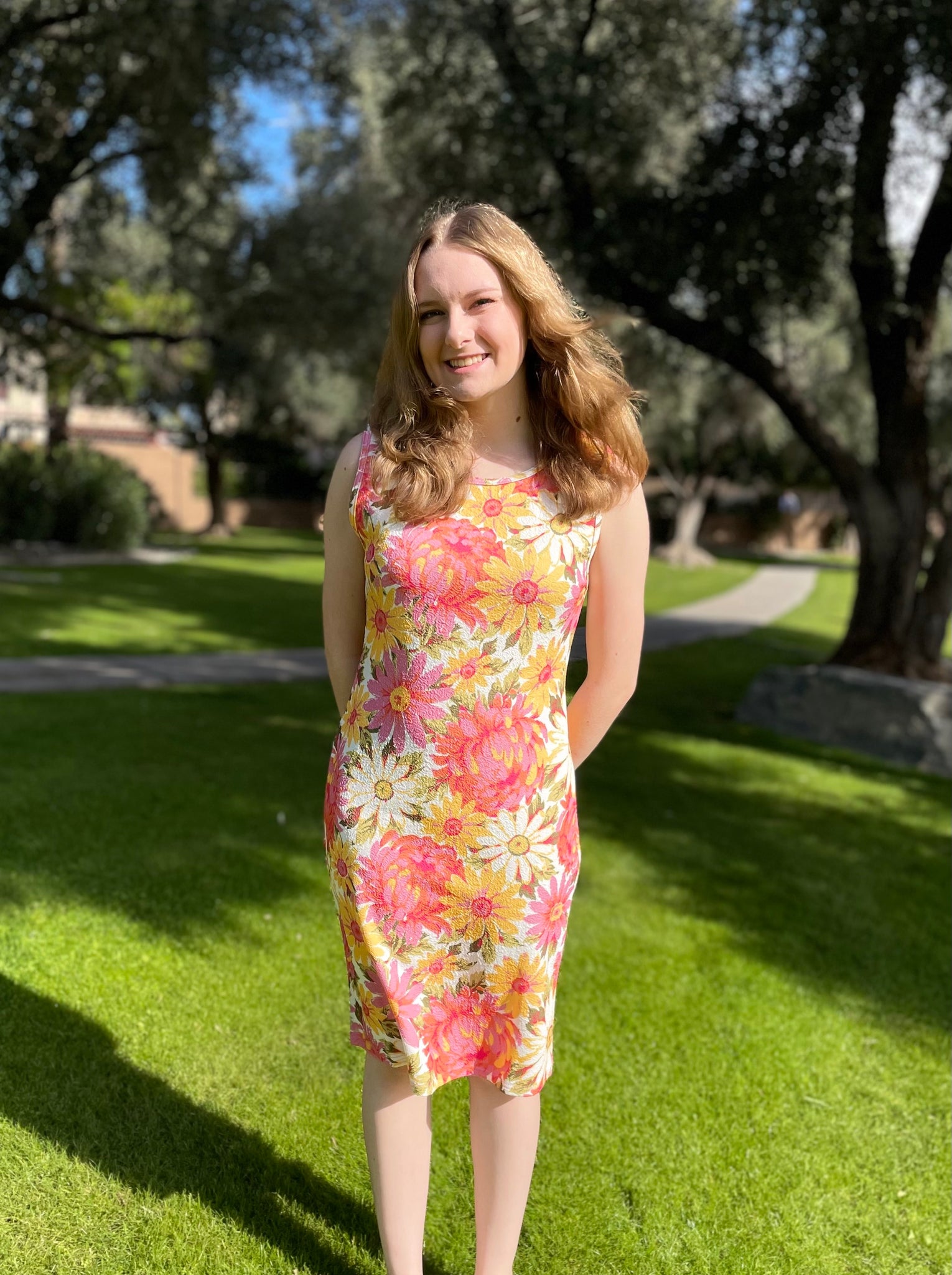 Laura online pink dress