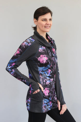 Piper Pocket Funnel Neck - Floral Reflection